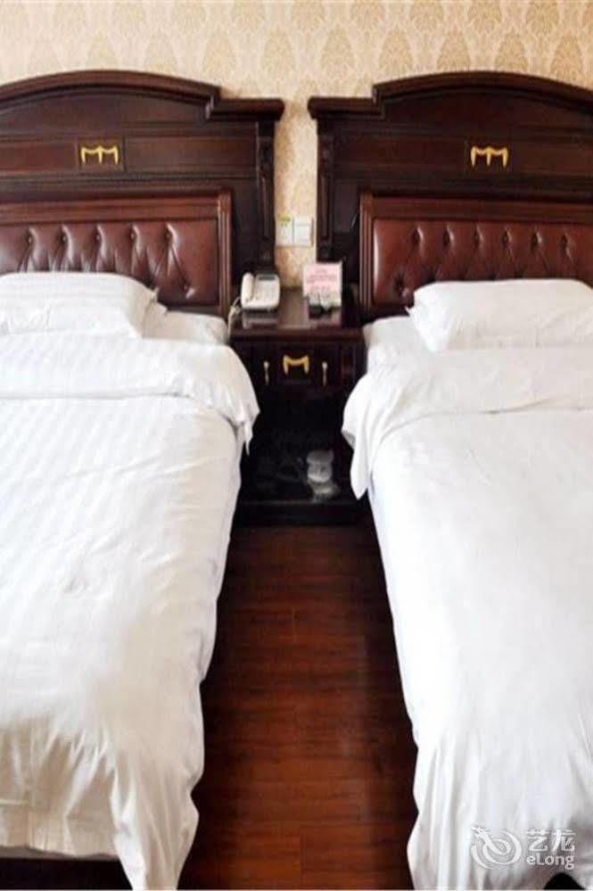 Lvzhou Business Hotel- Wuhu Екстериор снимка